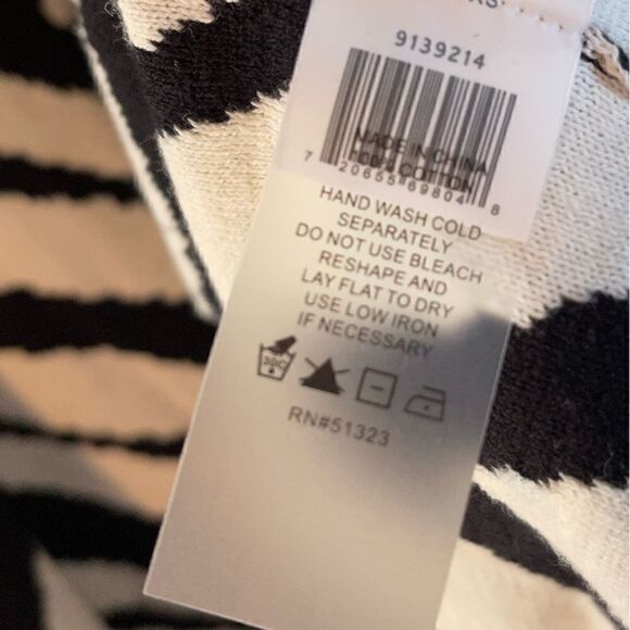 Vince Camuto Zebra Print Cardigan || SZ XS - Picture 3 of 5